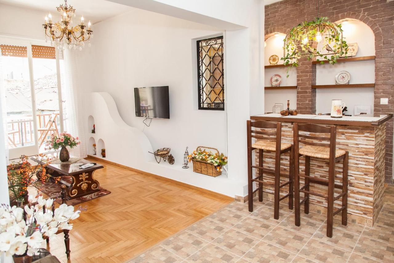 Beautiful Apartment In Pagkrati -Gtd95601 Atenas Exterior foto