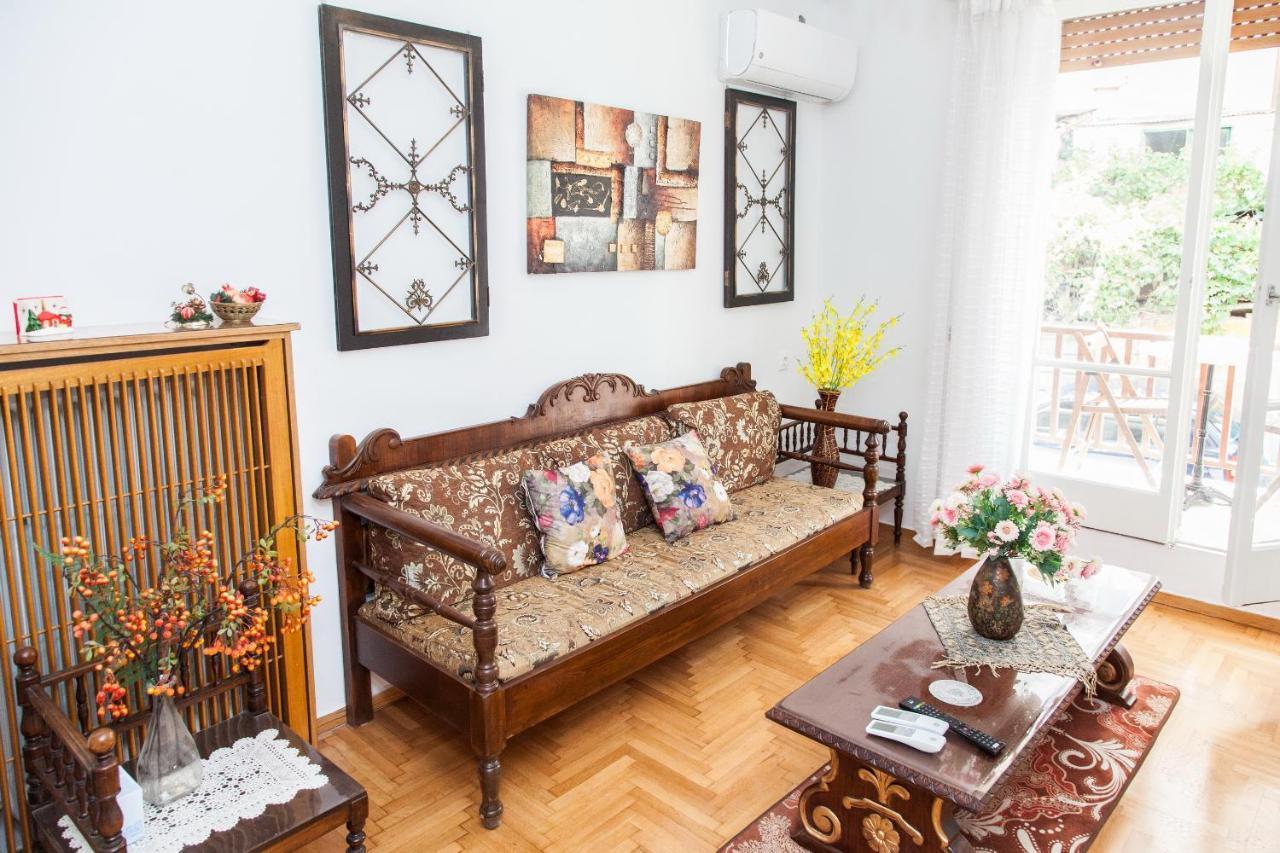 Beautiful Apartment In Pagkrati -Gtd95601 Atenas Exterior foto